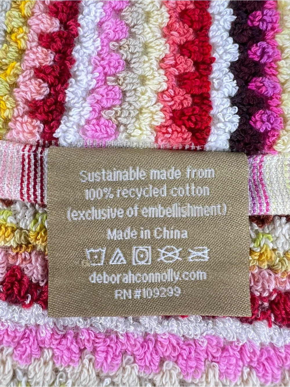 Deborah Connolly Bath Towel Set Pink Red Multicolor Striped Cotton 2 Pc Set NEW